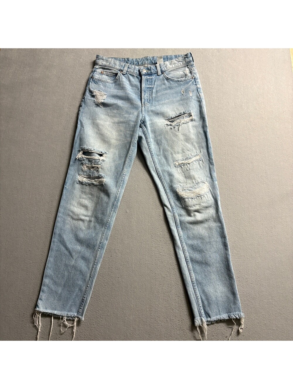 H&M &Denim Boyfriend Jeans Womens 4 Blue Distressed Embroidered Flowers Raw Hem